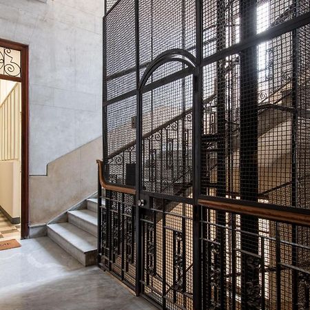 Casa Rorro' Nei Pressi Di Via Roma By Wonderful Italy Apartment Палермо Екстериор снимка